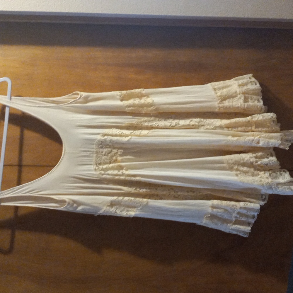 Free People Intimately She Swings Lace Slip